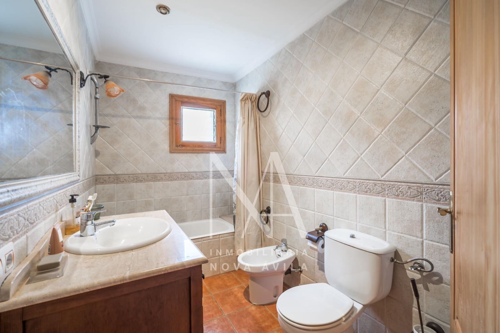 3 sypialnia Finka/Dom wiejski na sprzedaż w Sencelles - 805 000 € (Ref: 9999260)
