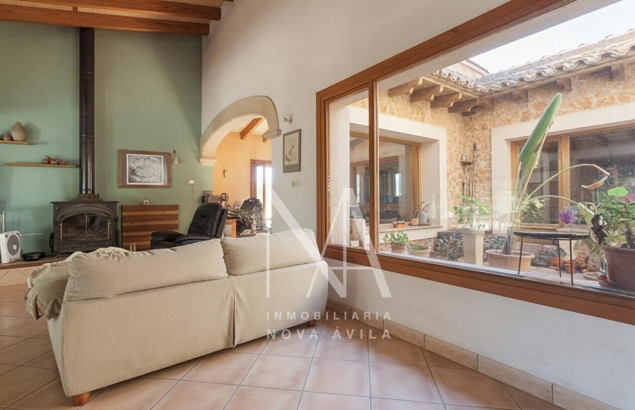3 slaapkamer Finca/Landhuis te koop in Llucmajor met garage - € 699.000 (Ref: 9999266)