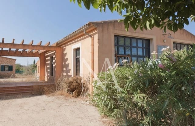 3 slaapkamer Finca/Landhuis te koop in Llucmajor met garage - € 699.000 (Ref: 9999266)