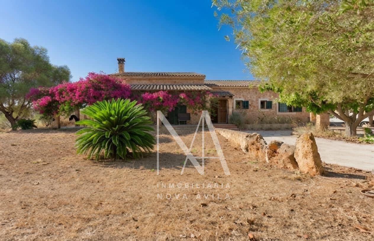 3 slaapkamer Finca/Landhuis te koop in Llucmajor met garage - € 699.000 (Ref: 9999266)