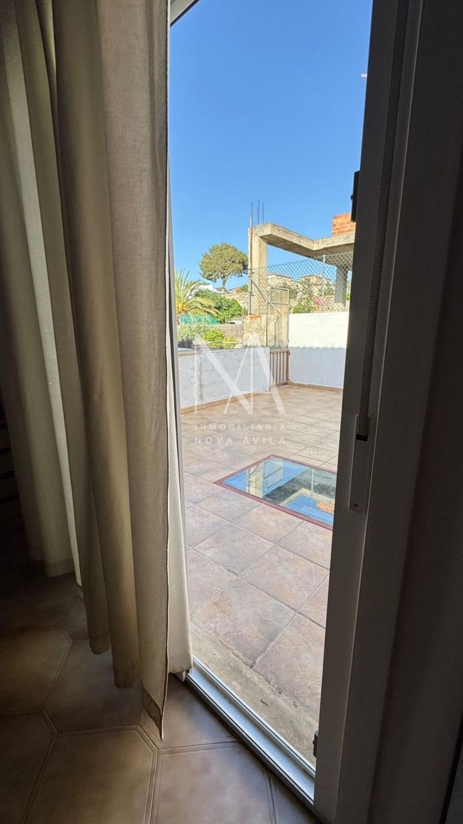 5 slaapkamer Rijtjeshuis te koop in Palma de Mallorca met garage - € 596.999 (Ref: 9999267)