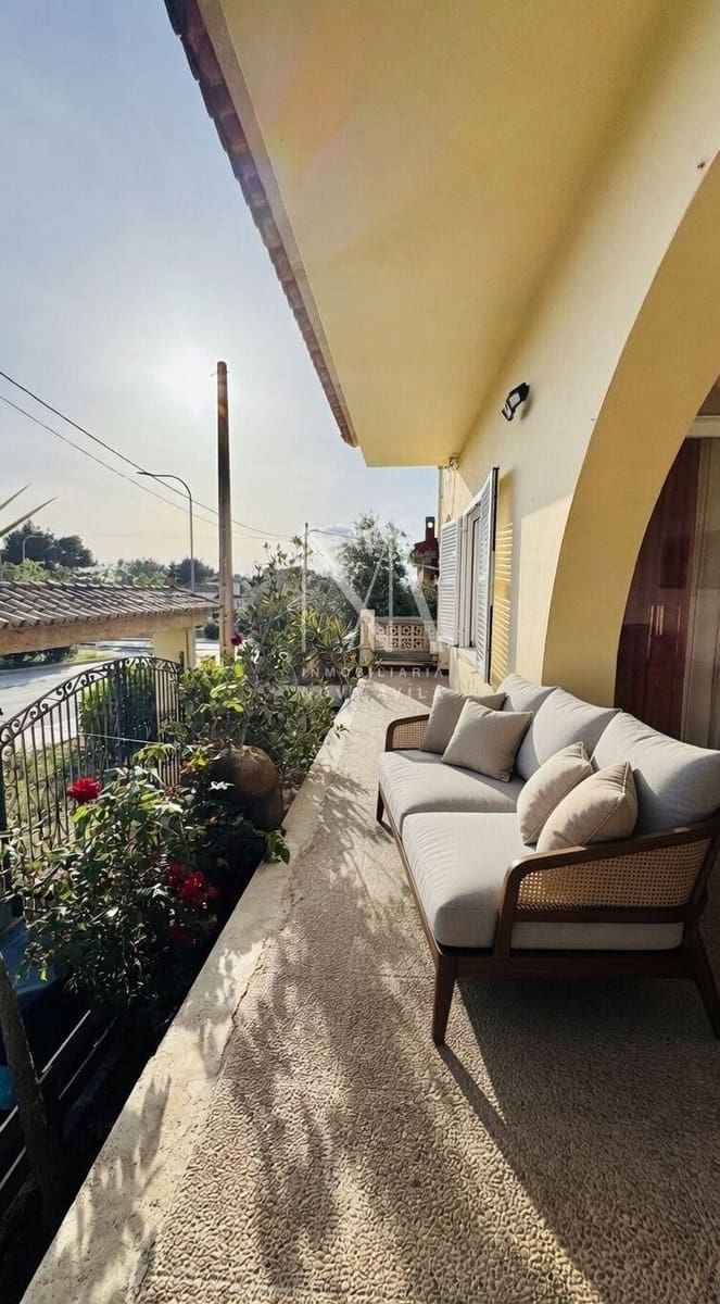 5 slaapkamer Rijtjeshuis te koop in Palma de Mallorca met garage - € 596.999 (Ref: 9999267)