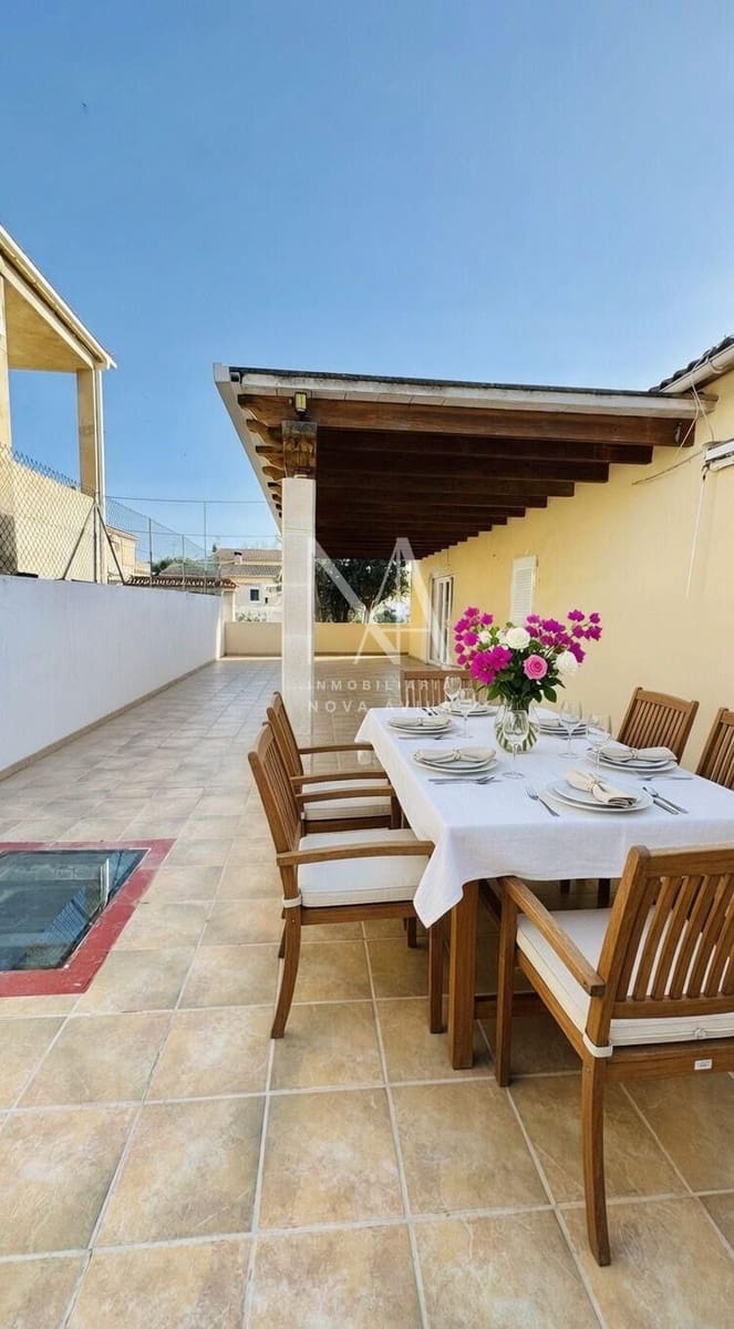 5 slaapkamer Rijtjeshuis te koop in Palma de Mallorca met garage - € 596.999 (Ref: 9999267)