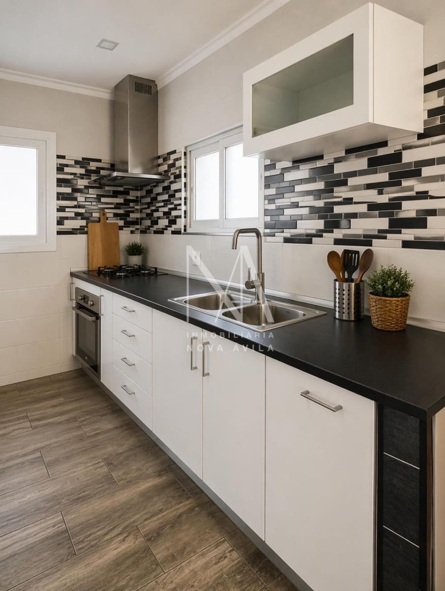 5 slaapkamer Rijtjeshuis te koop in Palma de Mallorca met garage - € 596.999 (Ref: 9999267)