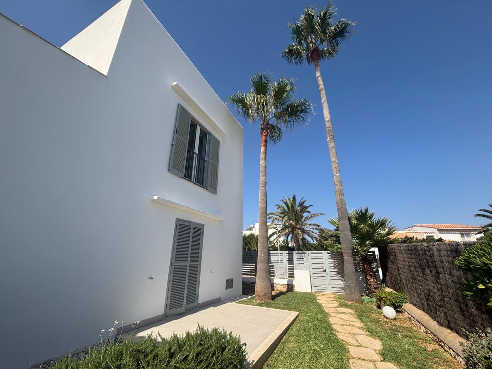 3 soveværelse Villa til salg i Cala Serena med swimmingpool garage - € 3.500.000 (Ref: 9914036)