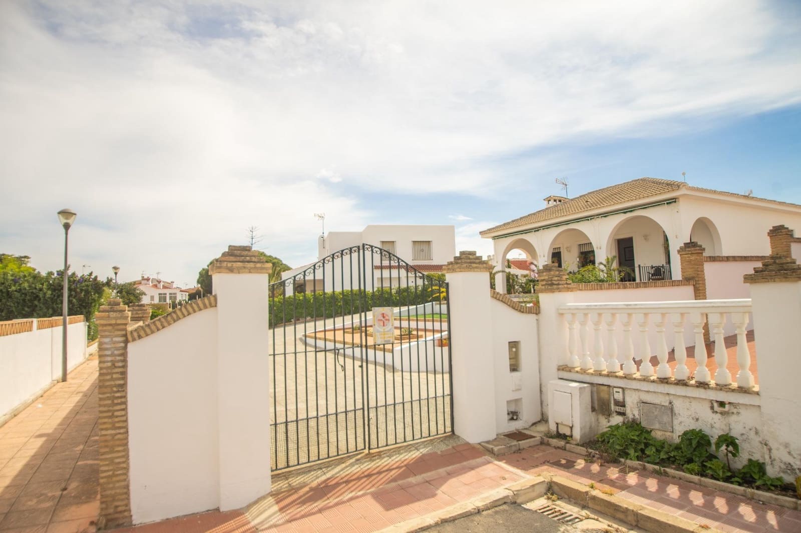 3 soveværelse Villa til salg i Almonte med garage - € 311.000 (Ref: 9110352)