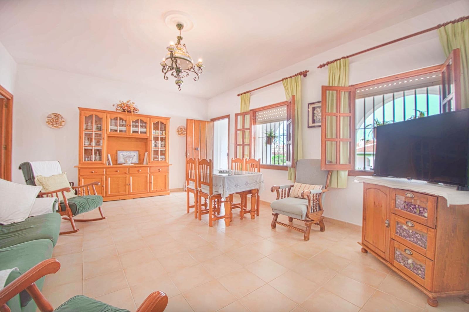 3 soveværelse Villa til salg i Almonte med garage - € 311.000 (Ref: 9110352)