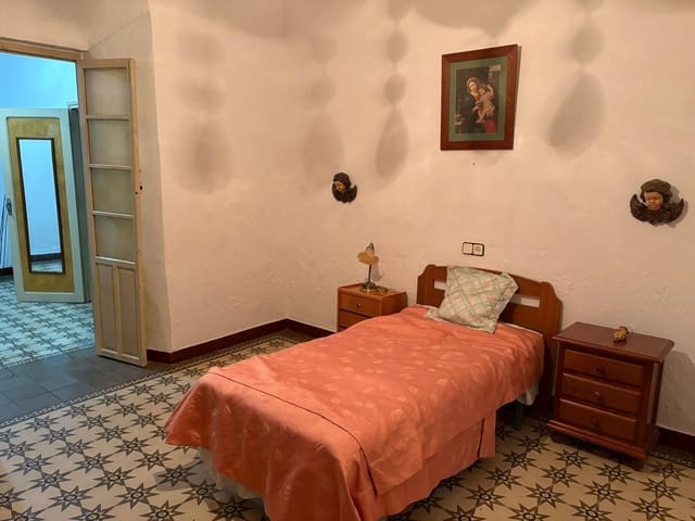 6 soveværelse Finca/Landehus til salg i Las Navas de la Concepción - € 102.000 (Ref: 9110356)