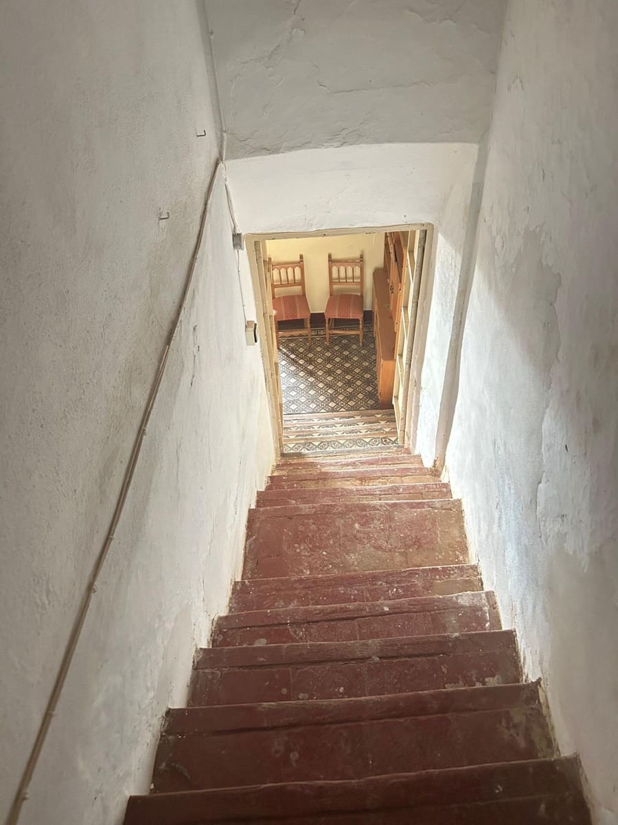 6 soveværelse Finca/Landehus til salg i Las Navas de la Concepcion - € 100.000 (Ref: 9110356)