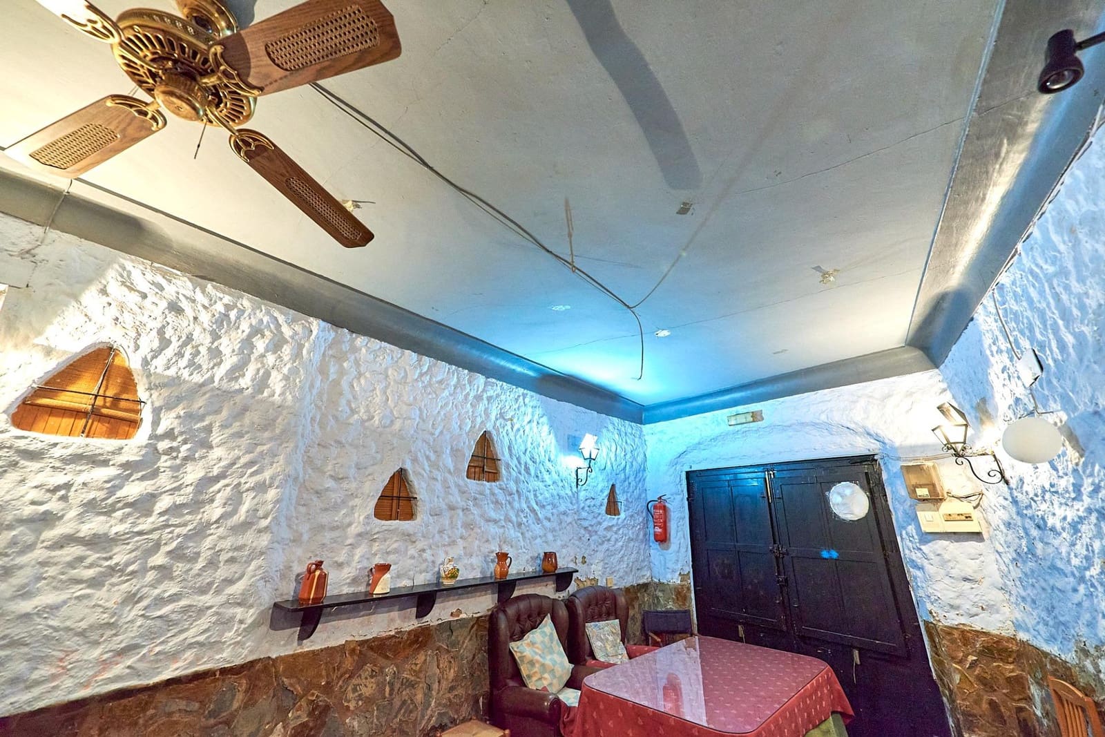 40 slaapkamer Huis te koop in Zafra - € 320.000 (Ref: 9126252)