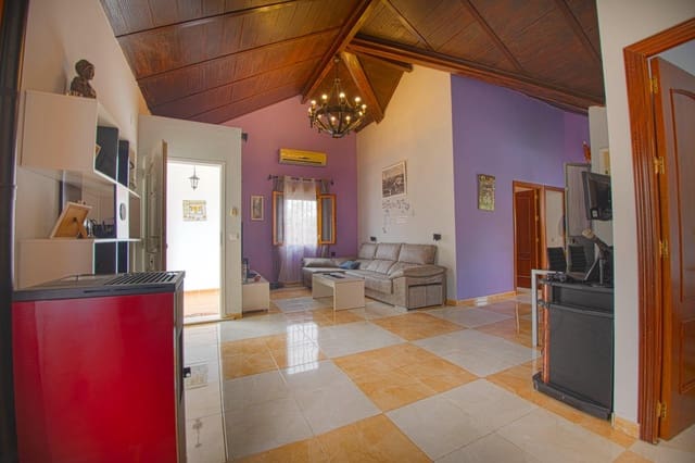 3 chambre Villa/Maison à vendre à Hinojos avec piscine - 139 000 € (Ref: 9134503)