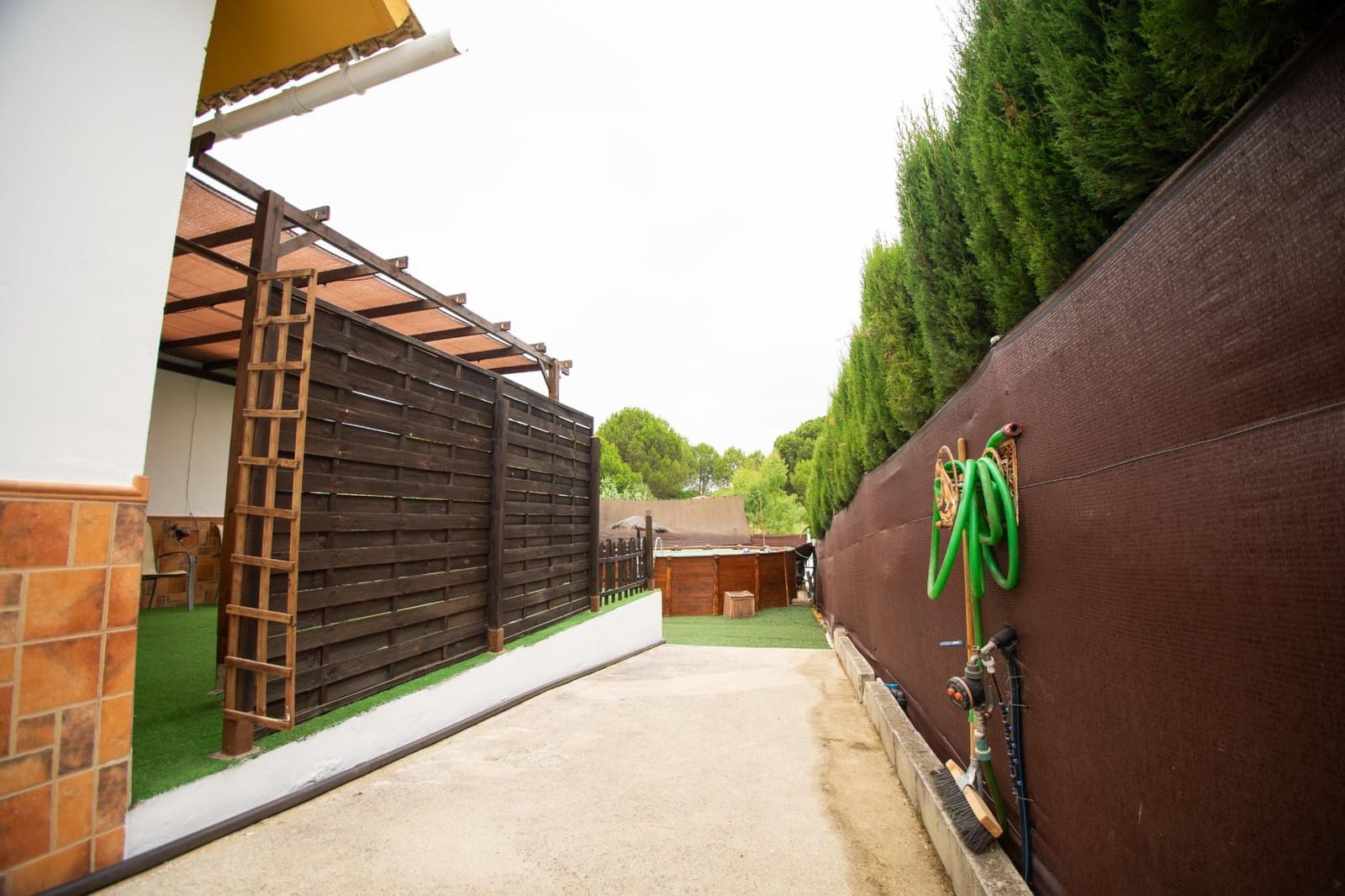 3 sypialnia Willa na sprzedaż w Hinojos z basenem - 139 000 € (Ref: 9134503)