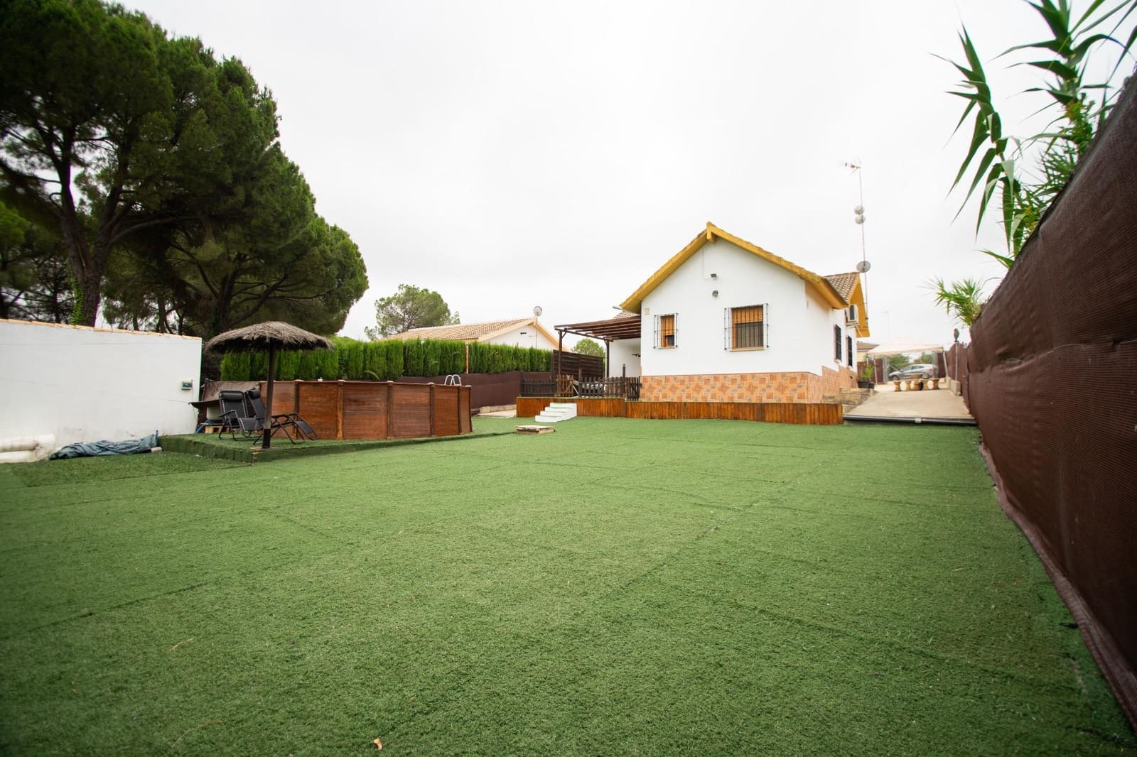 3 sypialnia Willa na sprzedaż w Hinojos z basenem - 139 000 € (Ref: 9134503)