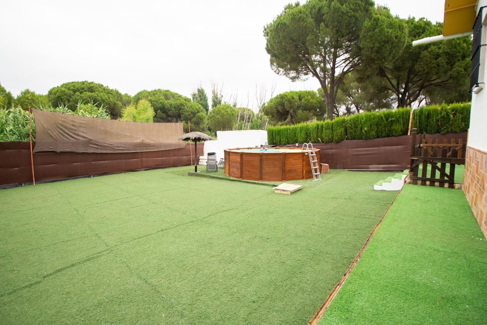 3 sypialnia Willa na sprzedaż w Hinojos z basenem - 139 000 € (Ref: 9134503)