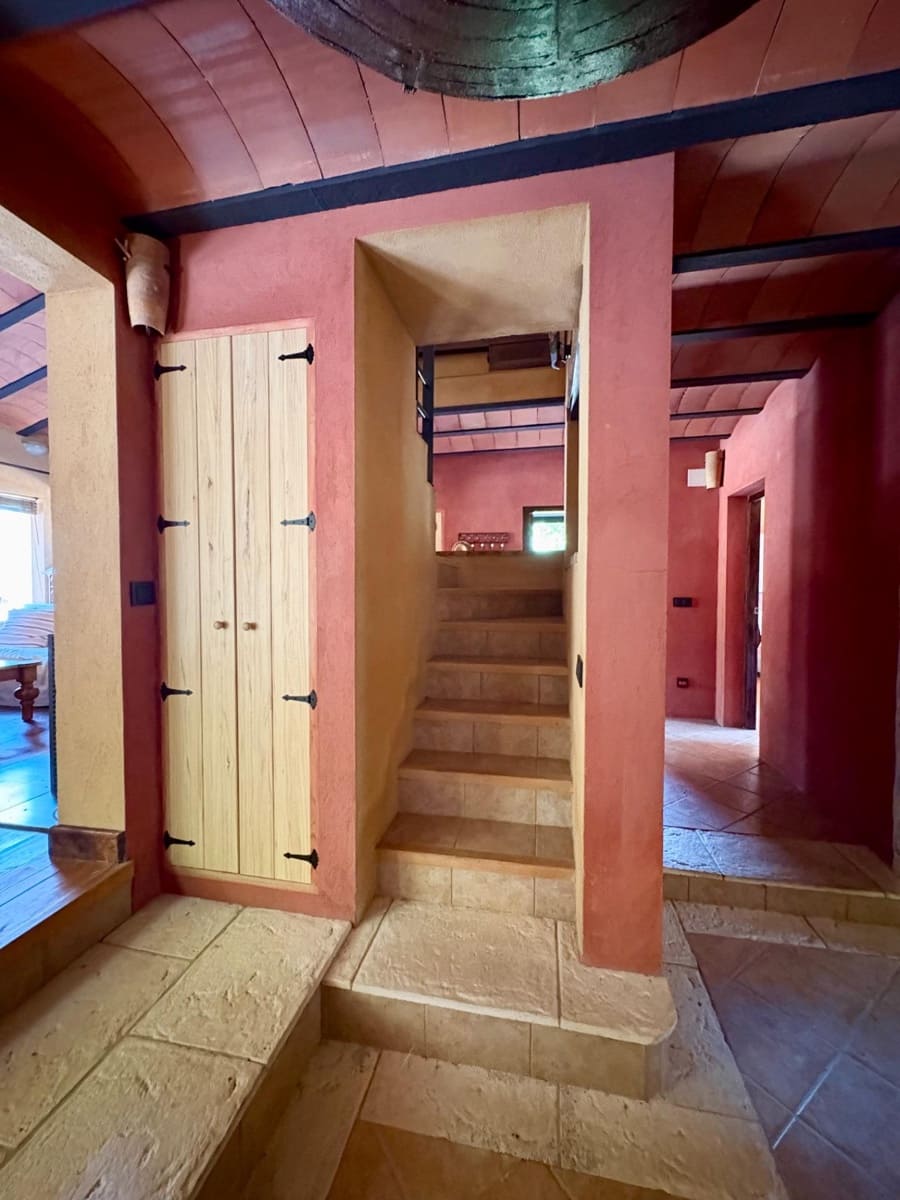 4 soveværelse Finca/Landehus til salg i Calera de Leon - € 480.000 (Ref: 9208379)