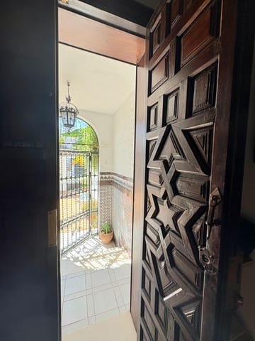 4 soveværelse Villa til salg i Sanlúcar de Barrameda med swimmingpool garage - € 750.000 (Ref: 9233022)