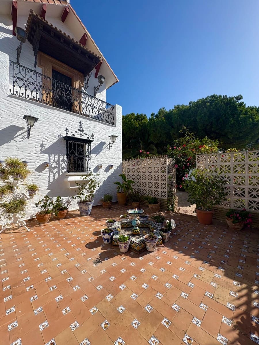 4 soverom Villa til salgs i Sanlucar de Barrameda med svømmebasseng garasje - € 700 000 (Ref: 9233022)