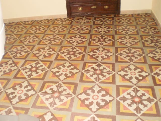 11 bedroom Townhouse for sale in Montánchez - € 250,000 (Ref: 9306400)