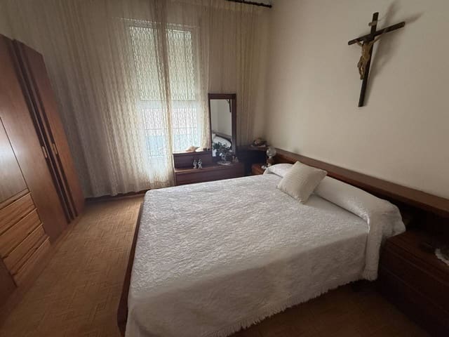 3 soveværelse Byhus til salg i Rociana del Condado med garage - € 130.000 (Ref: 9781157)