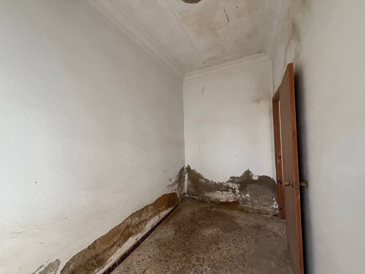 2 soveværelse Byhus til salg i Rociana del Condado - € 67.000 (Ref: 9781160)