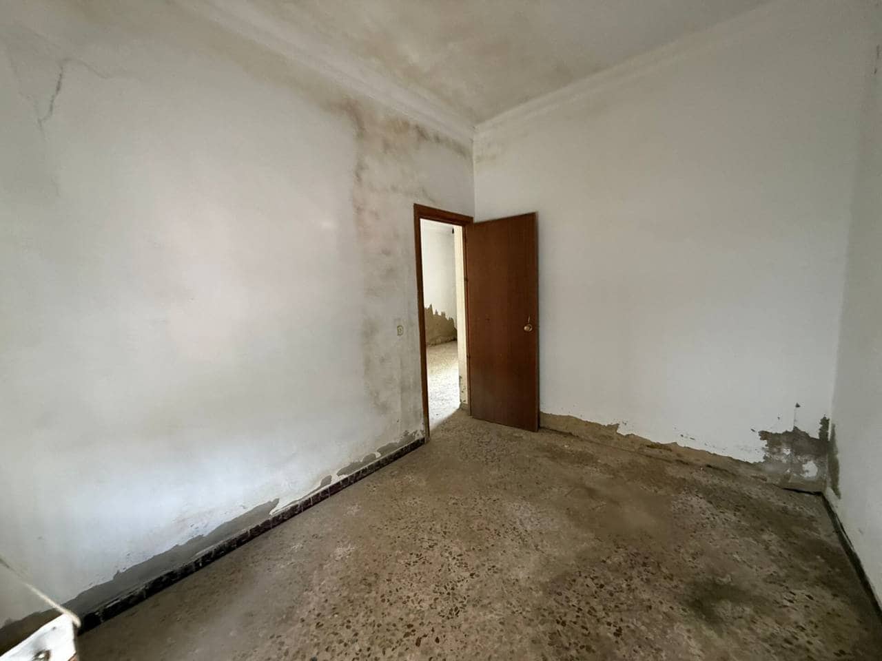 2 soveværelse Byhus til salg i Rociana del Condado - € 67.000 (Ref: 9781160)