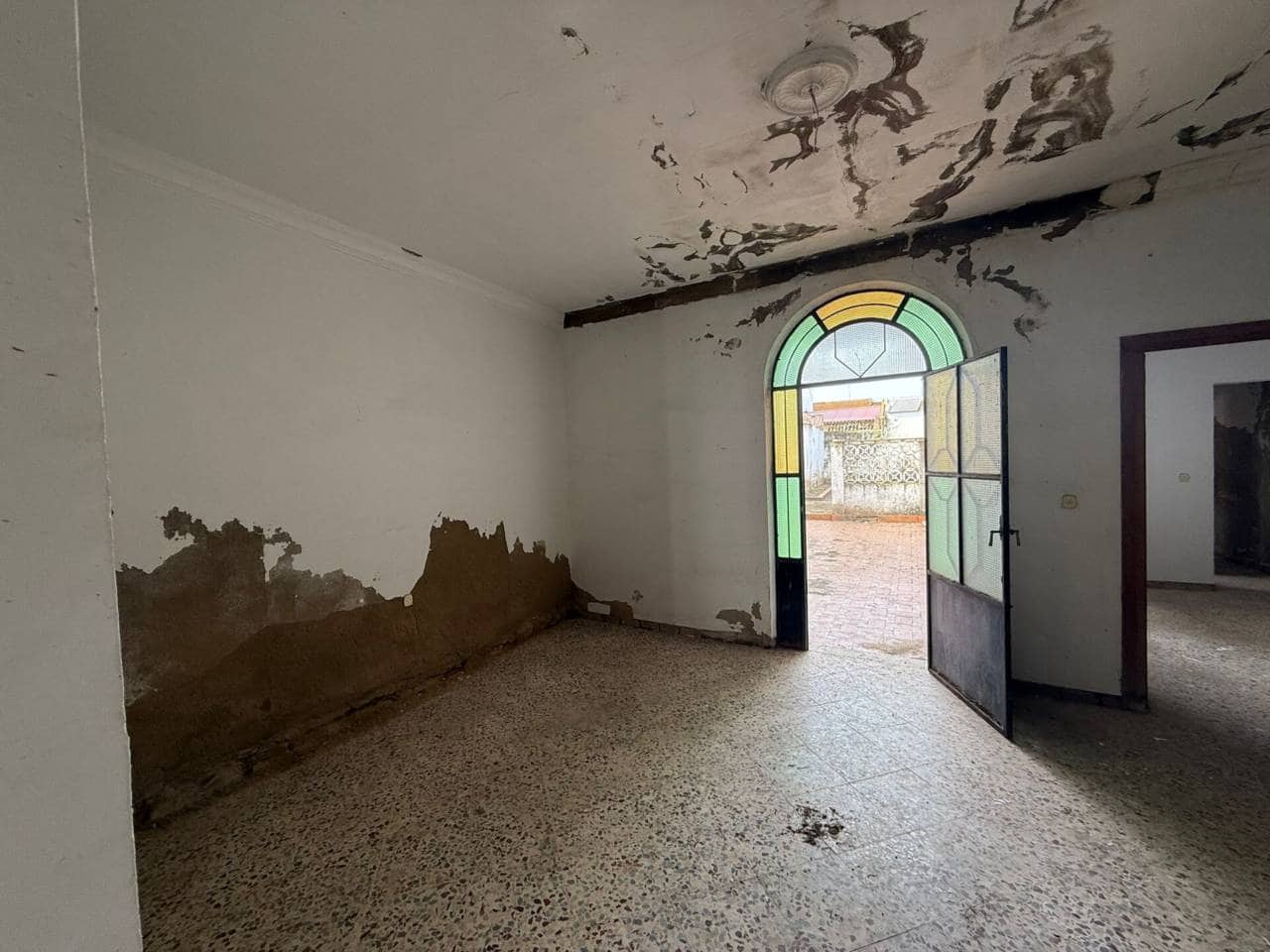 2 soveværelse Byhus til salg i Rociana del Condado - € 67.000 (Ref: 9781160)