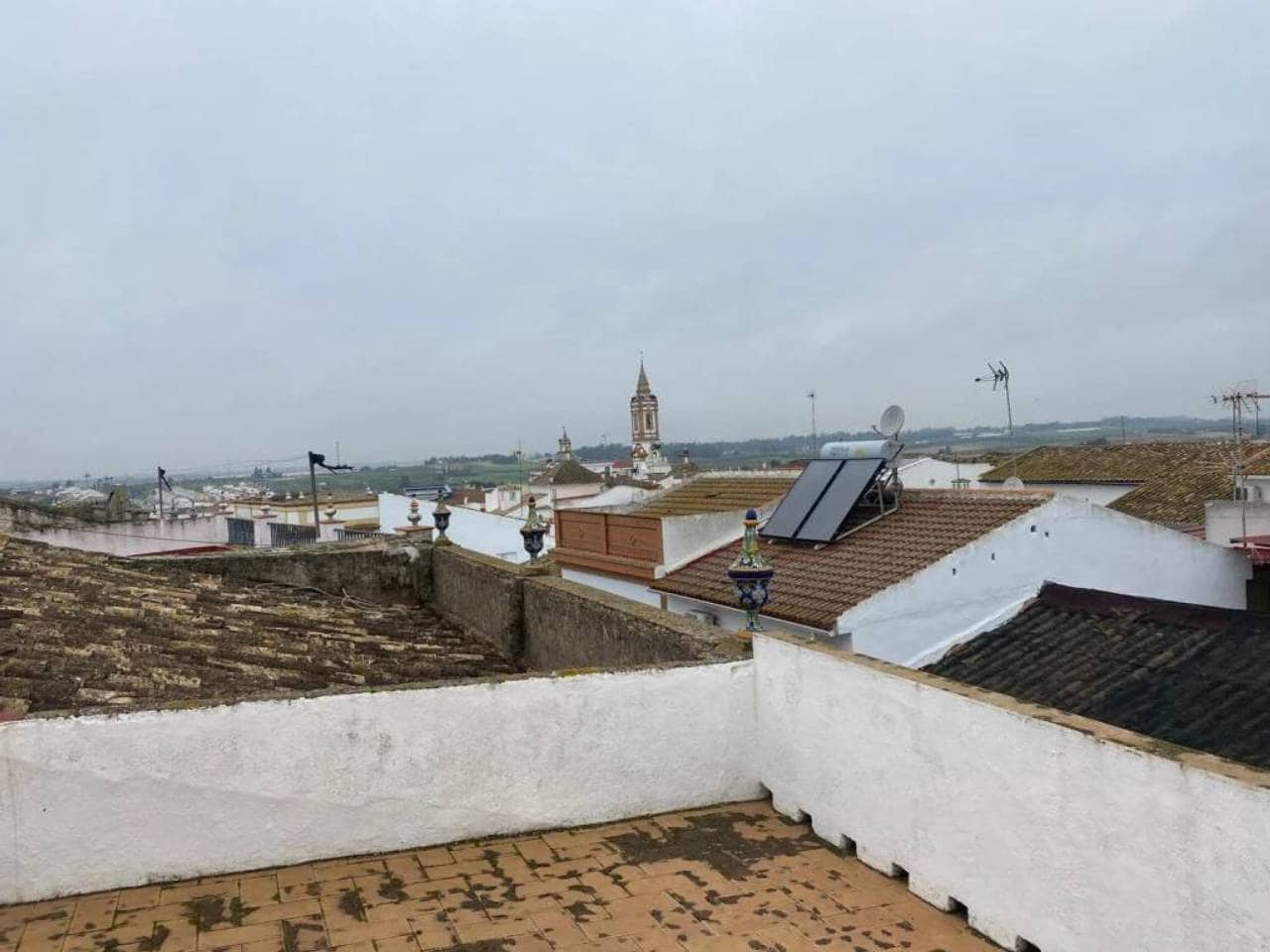 6 soveværelse Villa til salg i Rociana del Condado - € 250.000 (Ref: 9781161)