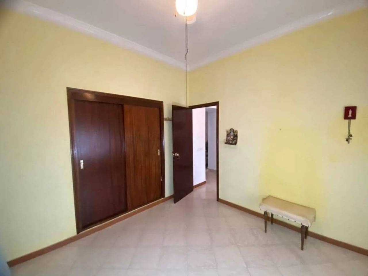 6 soveværelse Villa til salg i Rociana del Condado - € 250.000 (Ref: 9781161)