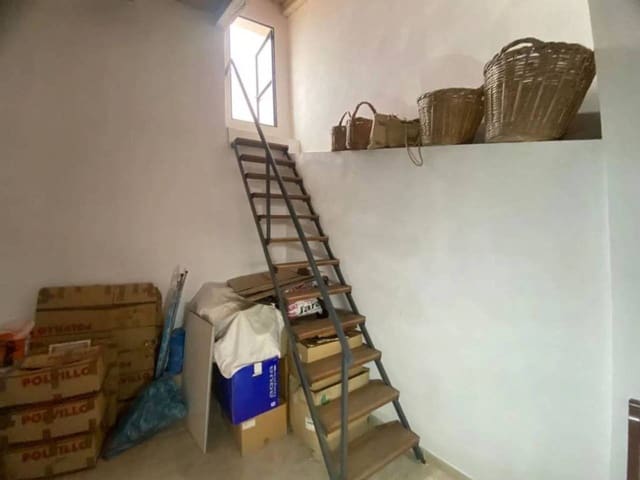 6 slaapkamer Villa te koop in Rociana del Condado - € 250.000 (Ref: 9781161)