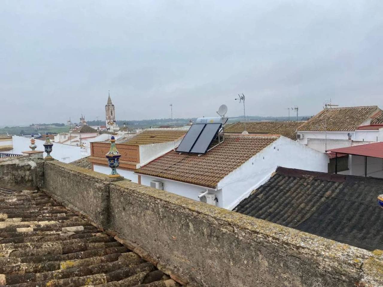 6 soveværelse Villa til salg i Rociana del Condado - € 250.000 (Ref: 9781161)