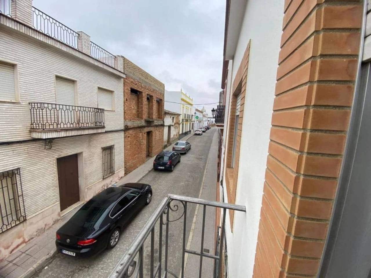 6 soveværelse Villa til salg i Rociana del Condado - € 250.000 (Ref: 9781161)