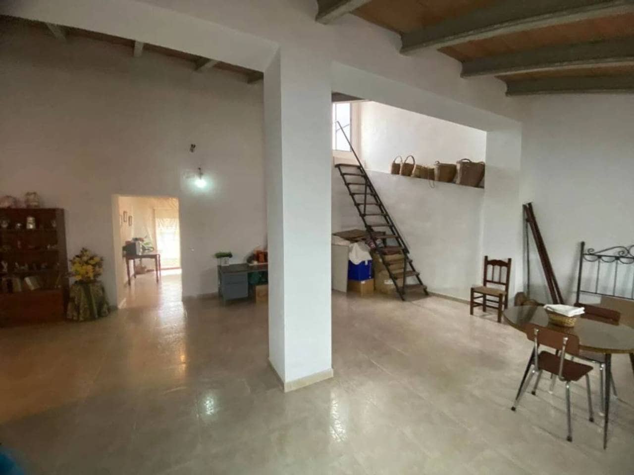 6 soveværelse Villa til salg i Rociana del Condado - € 250.000 (Ref: 9781161)