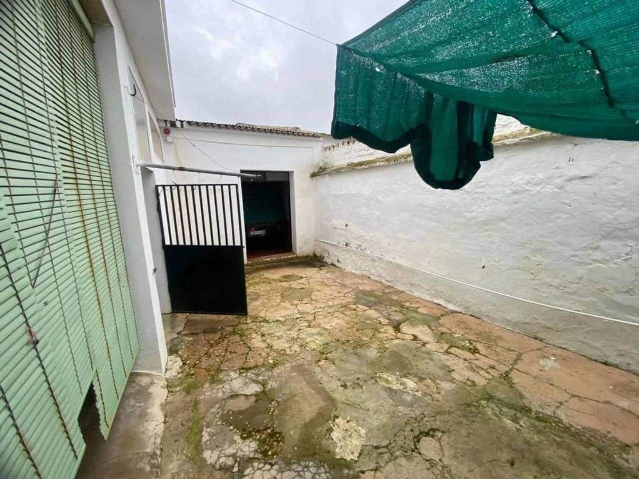 6 soveværelse Villa til salg i Rociana del Condado - € 250.000 (Ref: 9781161)