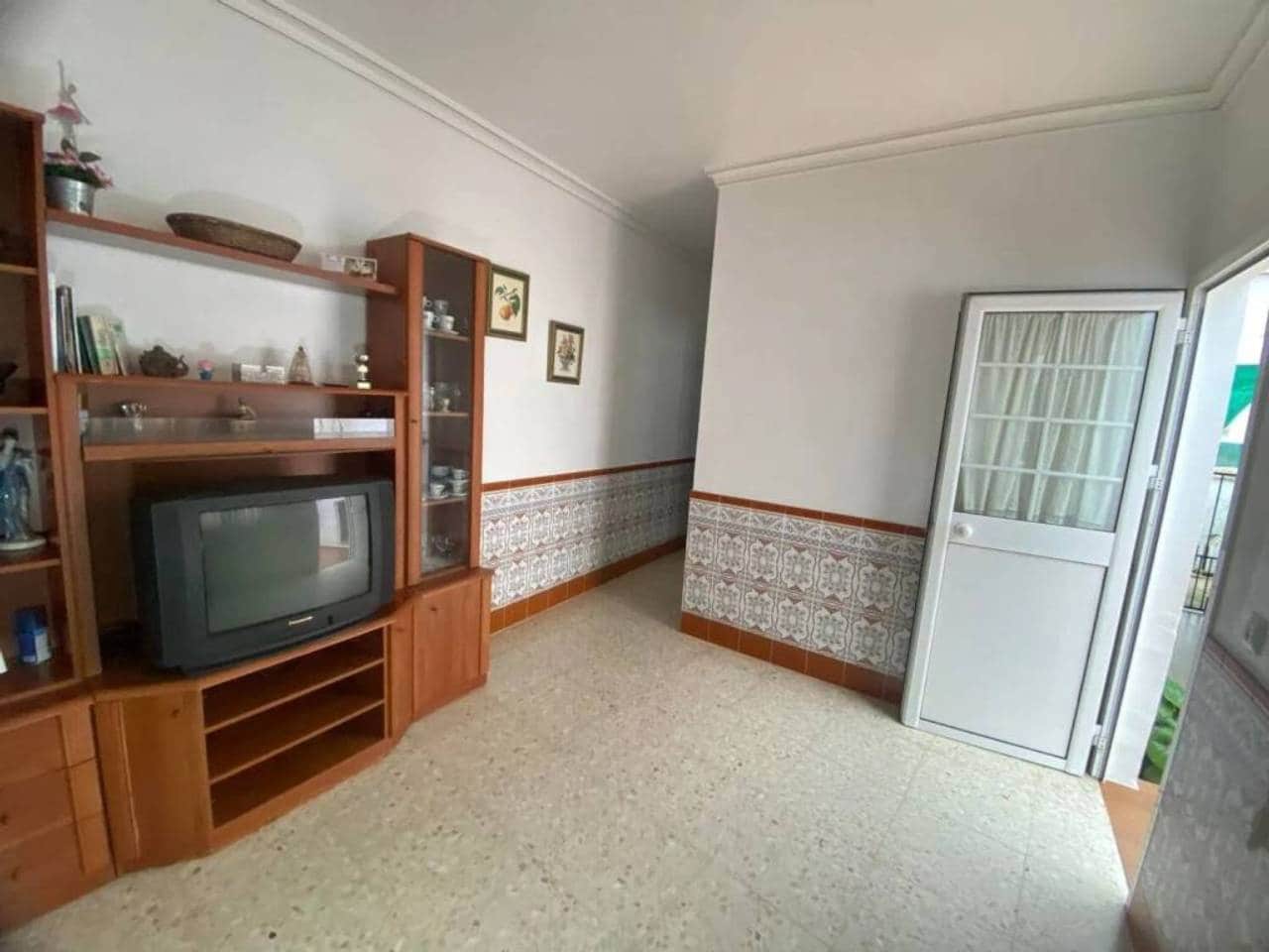 6 soveværelse Villa til salg i Rociana del Condado - € 250.000 (Ref: 9781161)