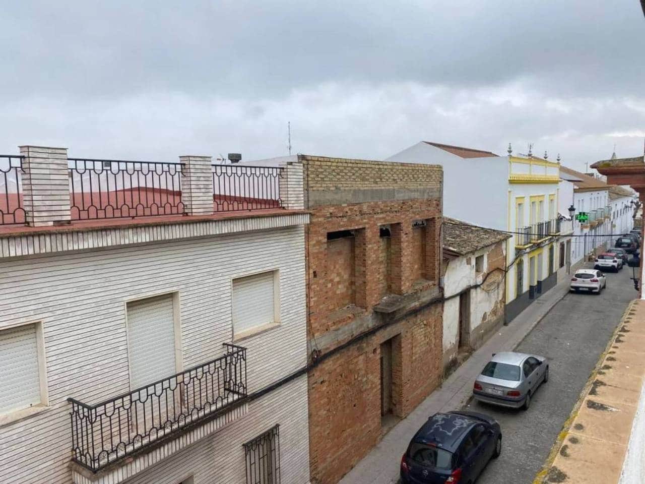 6 soveværelse Villa til salg i Rociana del Condado - € 250.000 (Ref: 9781161)