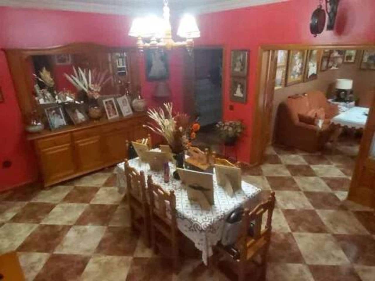 5 soveværelse Byhus til salg i Rociana del Condado - € 170.000 (Ref: 9781163)