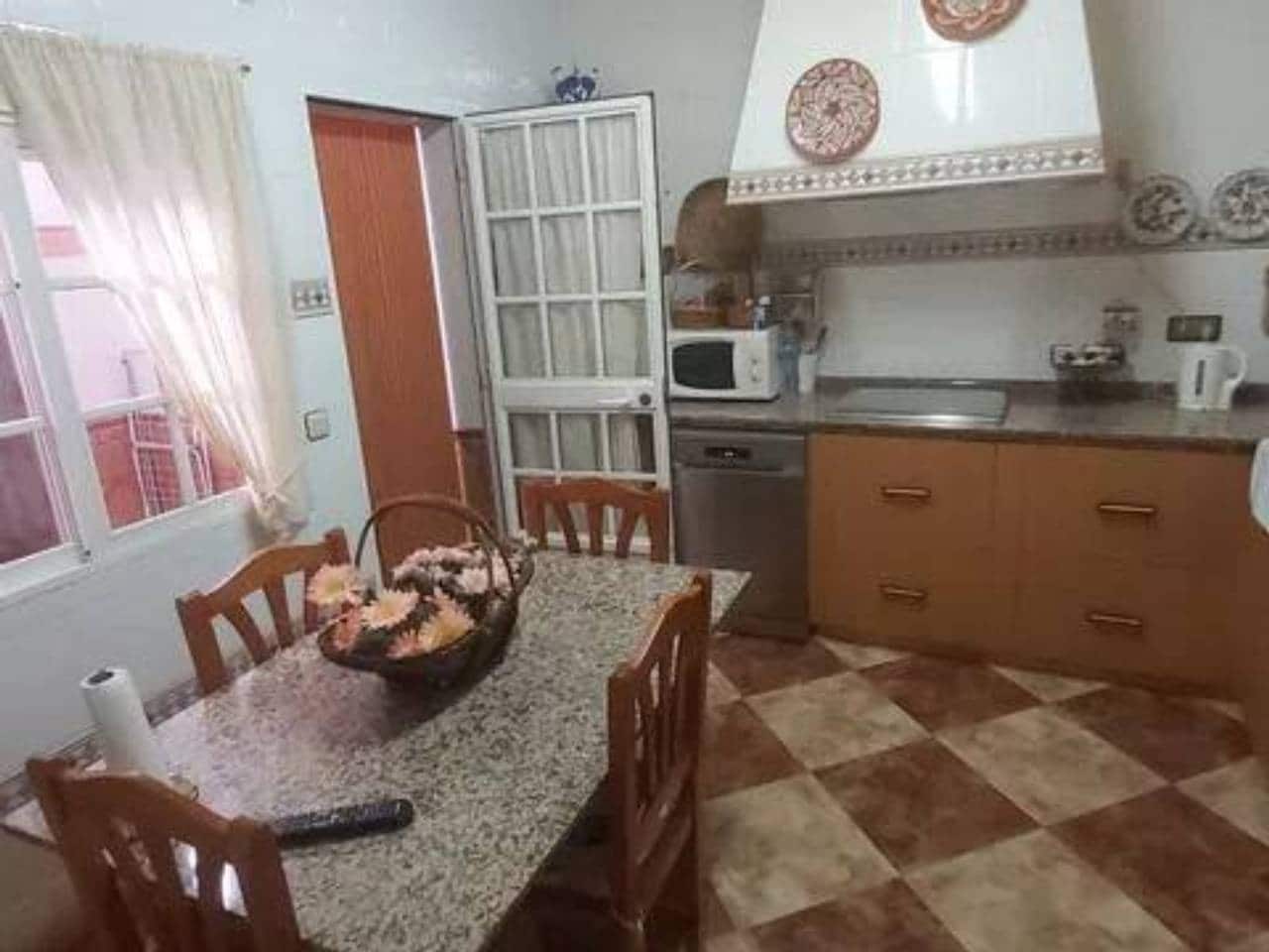 5 soveværelse Byhus til salg i Rociana del Condado - € 170.000 (Ref: 9781163)