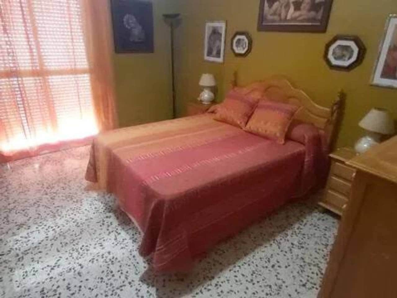 5 soveværelse Byhus til salg i Rociana del Condado - € 170.000 (Ref: 9781163)