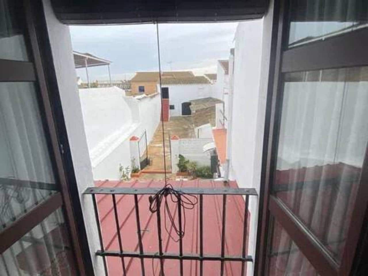 4 soveværelse Villa til salg i Rociana del Condado - € 195.000 (Ref: 9781167)