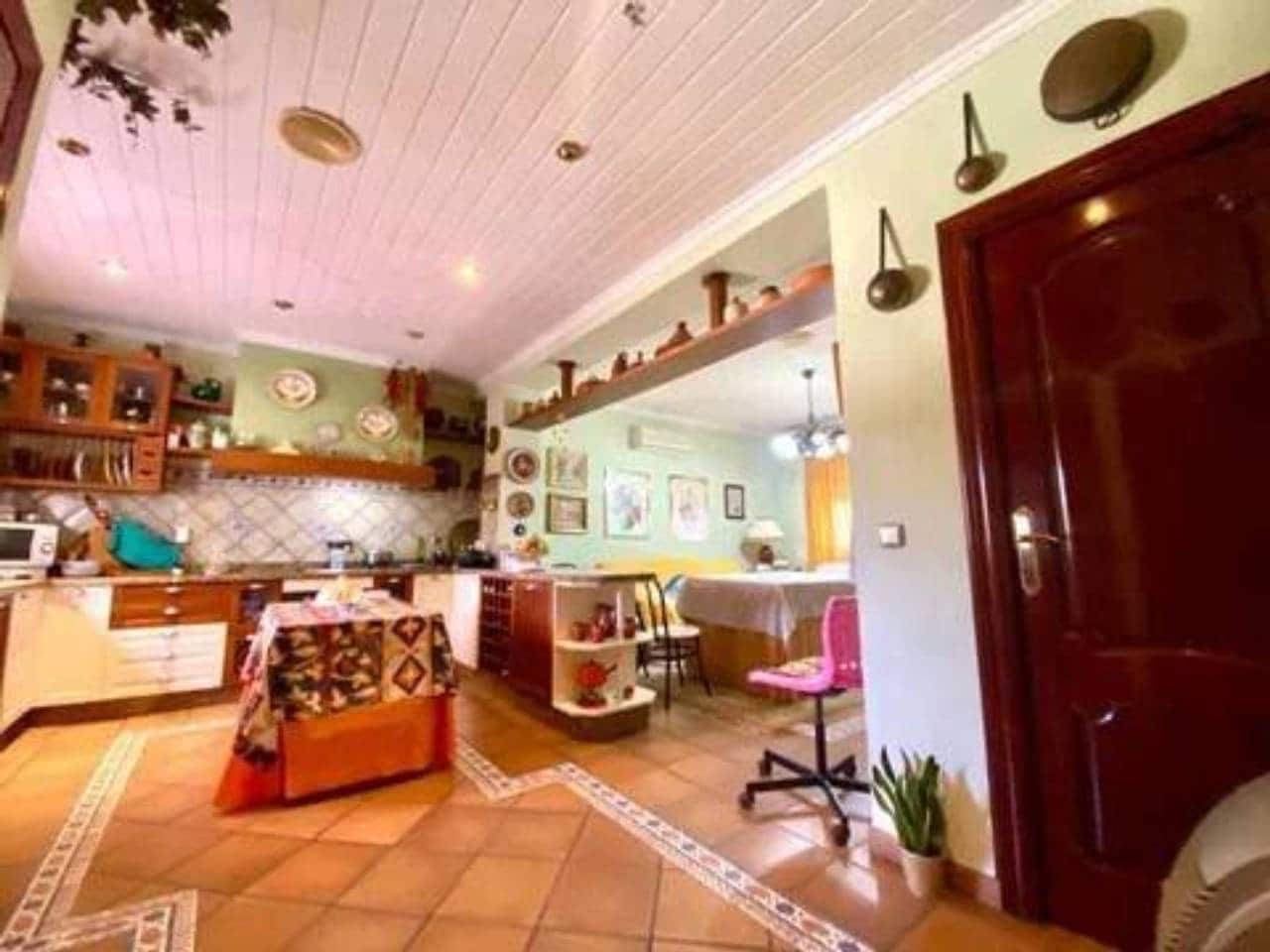 3 soveværelse Villa til salg i Rociana del Condado med swimmingpool - € 475.000 (Ref: 9781169)