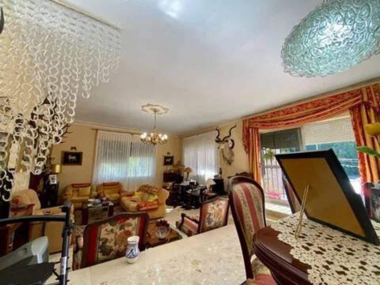 3 soveværelse Villa til salg i Rociana del Condado med swimmingpool - € 475.000 (Ref: 9781169)