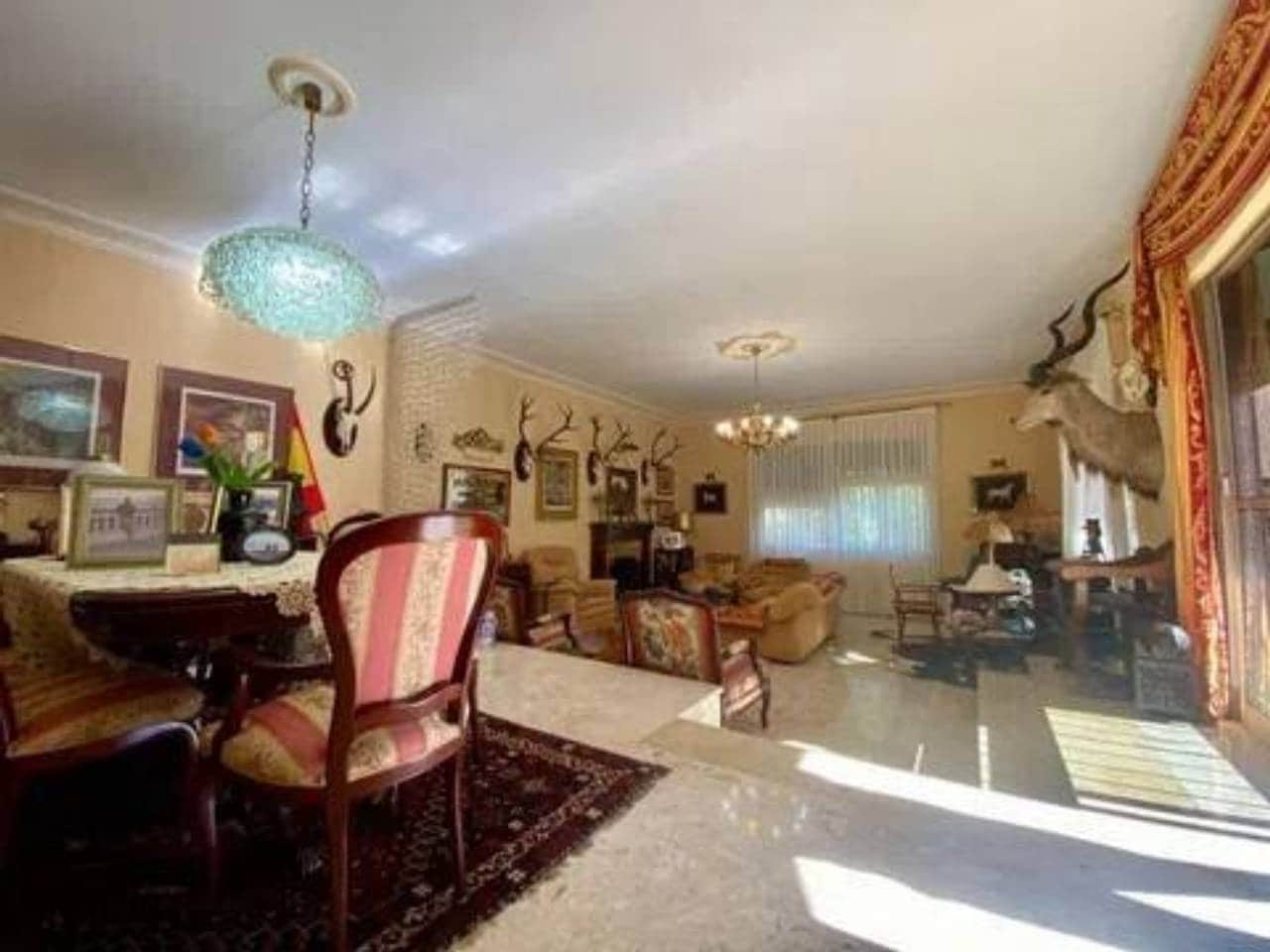 3 soveværelse Villa til salg i Rociana del Condado med swimmingpool - € 475.000 (Ref: 9781169)