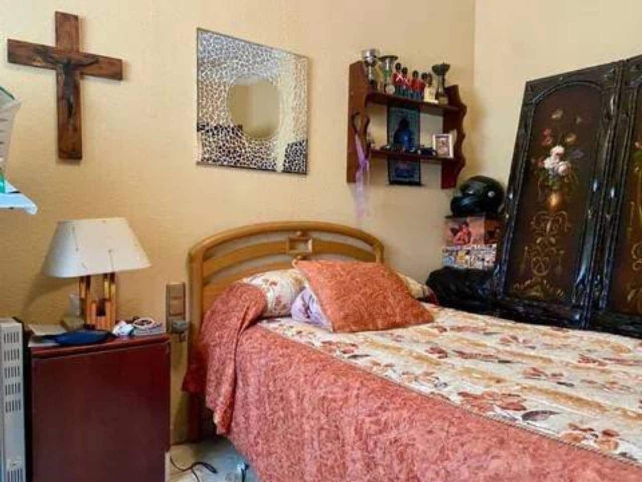 3 soveværelse Villa til salg i Rociana del Condado med swimmingpool - € 475.000 (Ref: 9781169)