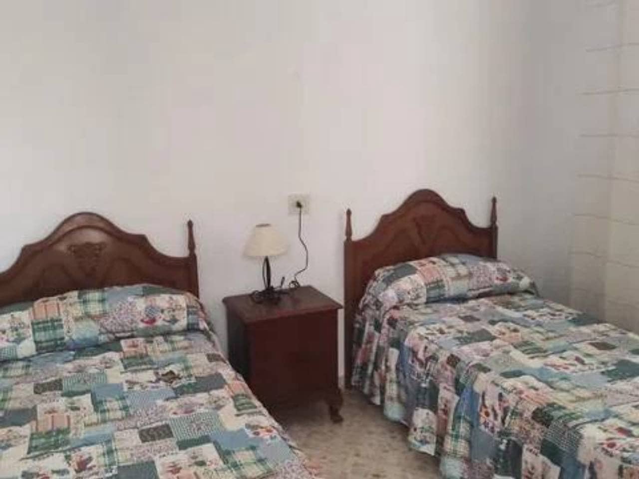 3 soveværelse Villa til salg i Rociana del Condado - € 75.000 (Ref: 9781170)