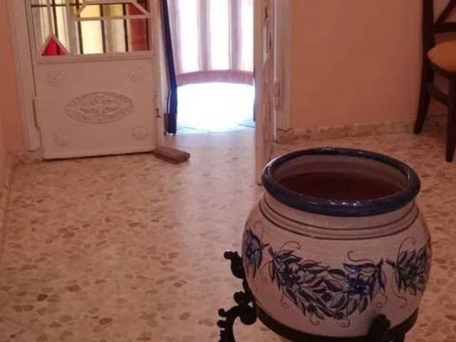 4 soveværelse Villa til salg i Rociana del Condado med swimmingpool - € 271.000 (Ref: 9781172)