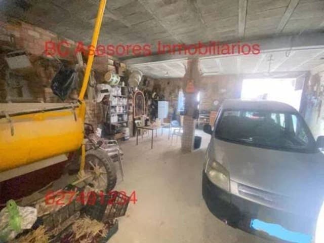 3 slaapkamer Villa te koop in Rociana del Condado - € 160.000 (Ref: 9781173)