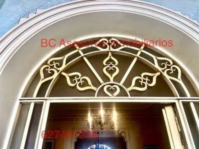 8 slaapkamer Villa te koop in Rociana del Condado - € 250.000 (Ref: 9781174)