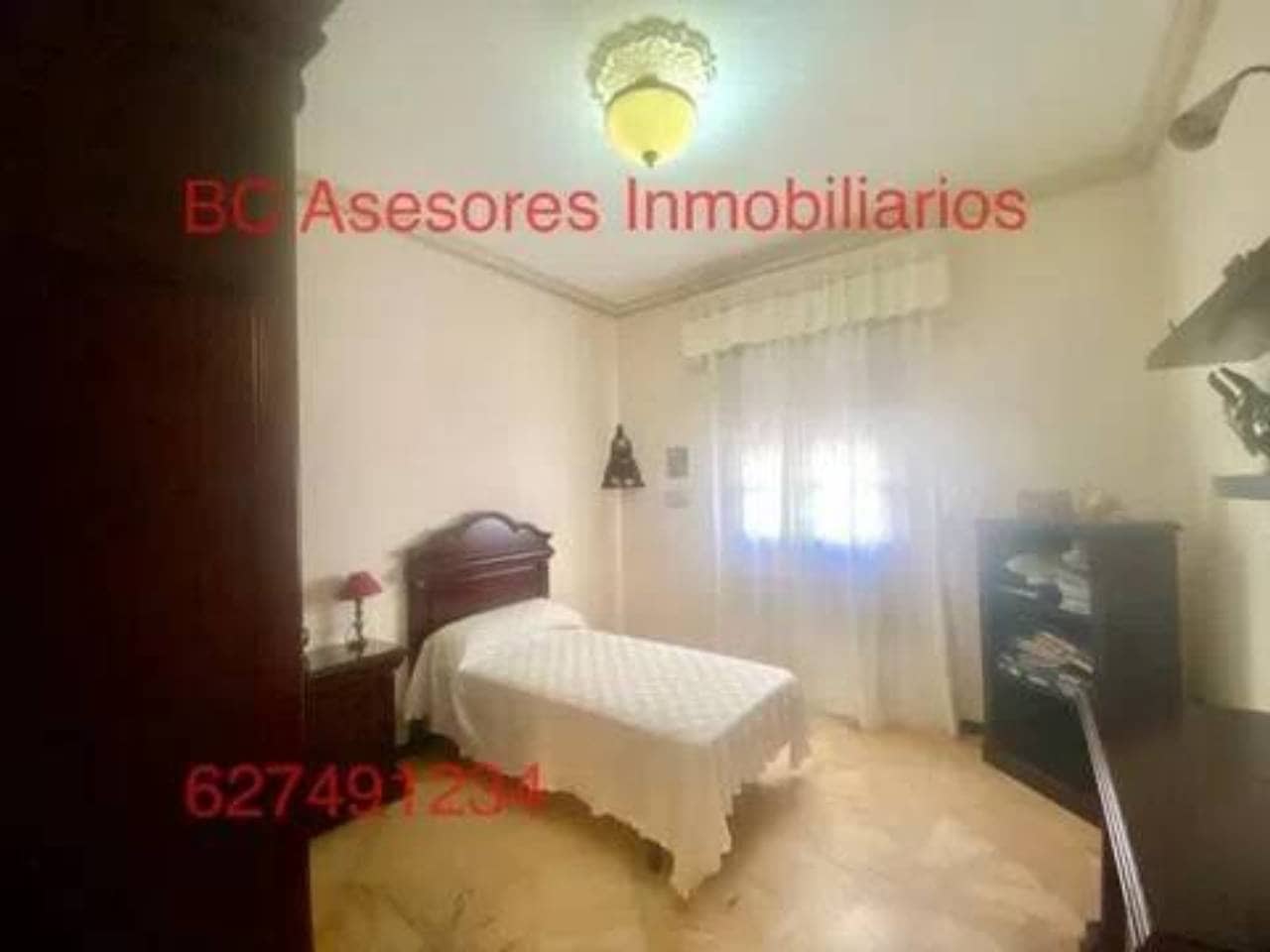 8 soveværelse Villa til salg i Rociana del Condado - € 250.000 (Ref: 9781174)