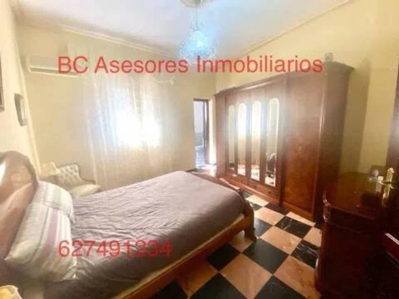 8 soveværelse Villa til salg i Rociana del Condado - € 250.000 (Ref: 9781174)