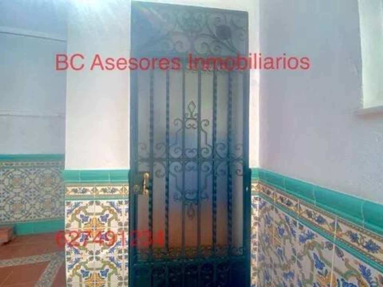 8 soveværelse Villa til salg i Rociana del Condado - € 250.000 (Ref: 9781174)